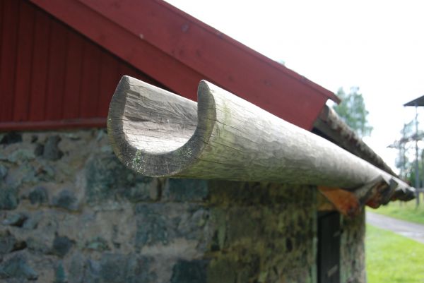 Wooden Gutter Repair in Davis