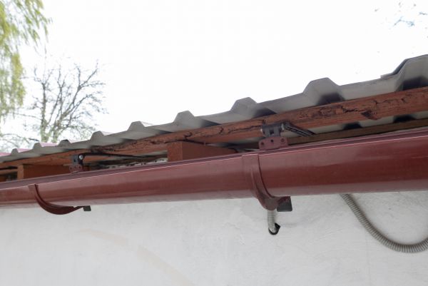 Cost of Round Gutters Installation in Davis